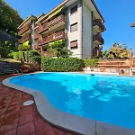Private Parking And Pool - Mediterranean Horizon Ml 公寓