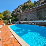 Private Parking And Pool - Mediterranean Horizon Ml דירה