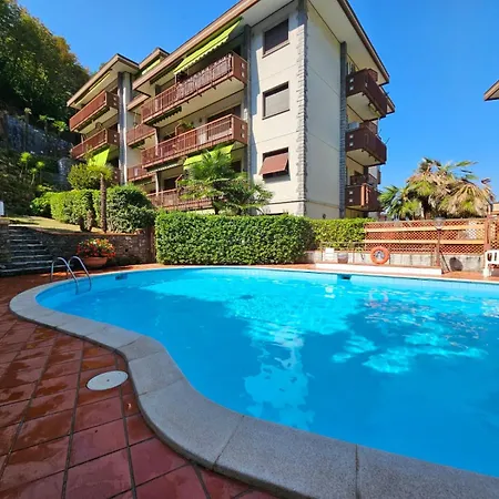 Private Parking And Pool - Mediterranean Horizon Ml Apartmán