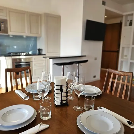 Private Parking And Pool - Mediterranean Horizon Ml Apartmán *